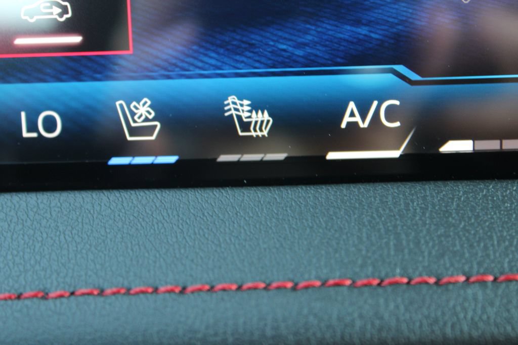 New 2027 Chevrolet Corvette Stingray Convertible w/ Battery Protection Package RWD image 52