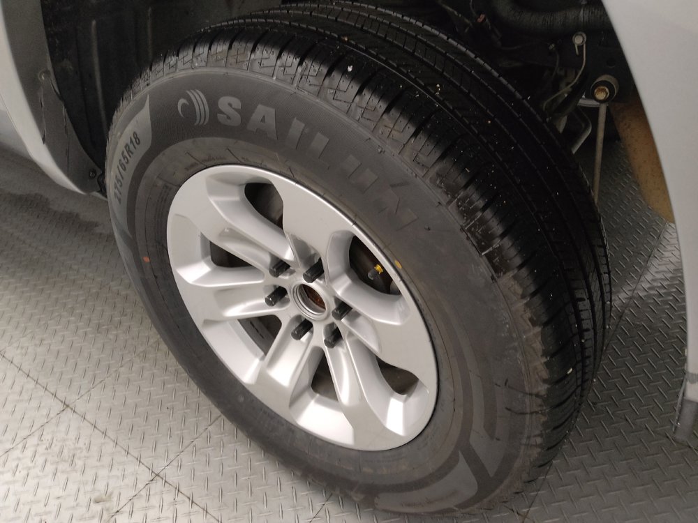 Used 2019 RAM 1500 Laramie image 31