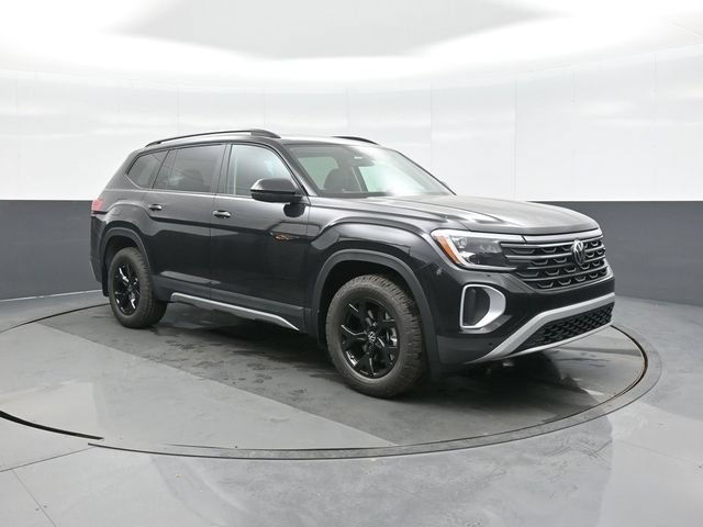New 2026 Volkswagen Atlas Peak Edition