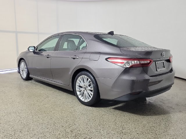 Used 2018 Toyota Camry XLE w/ Audio Package FWD image 7