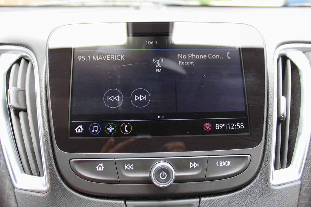 Used 2019 Chevrolet Malibu LT FWD image 19