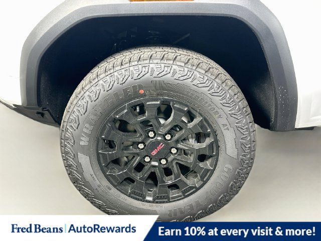 New 2026 GMC Canyon Elevation w/ Convenience Package AWD/4WD image 21