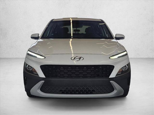 Used 2022 Hyundai Kona SE FWD image 2