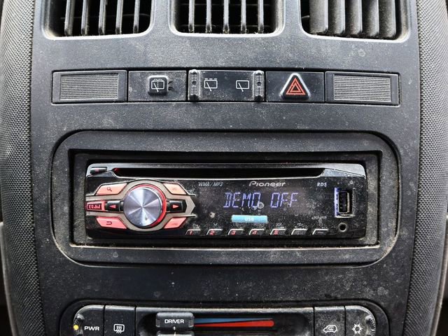 Used 2003 Dodge Grand Caravan Sport image 27