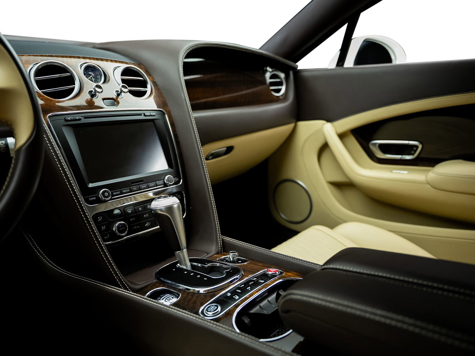 Used 2017 Bentley Continental GT image 41