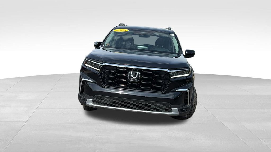 Certified 2025 Honda Pilot Elite video 2