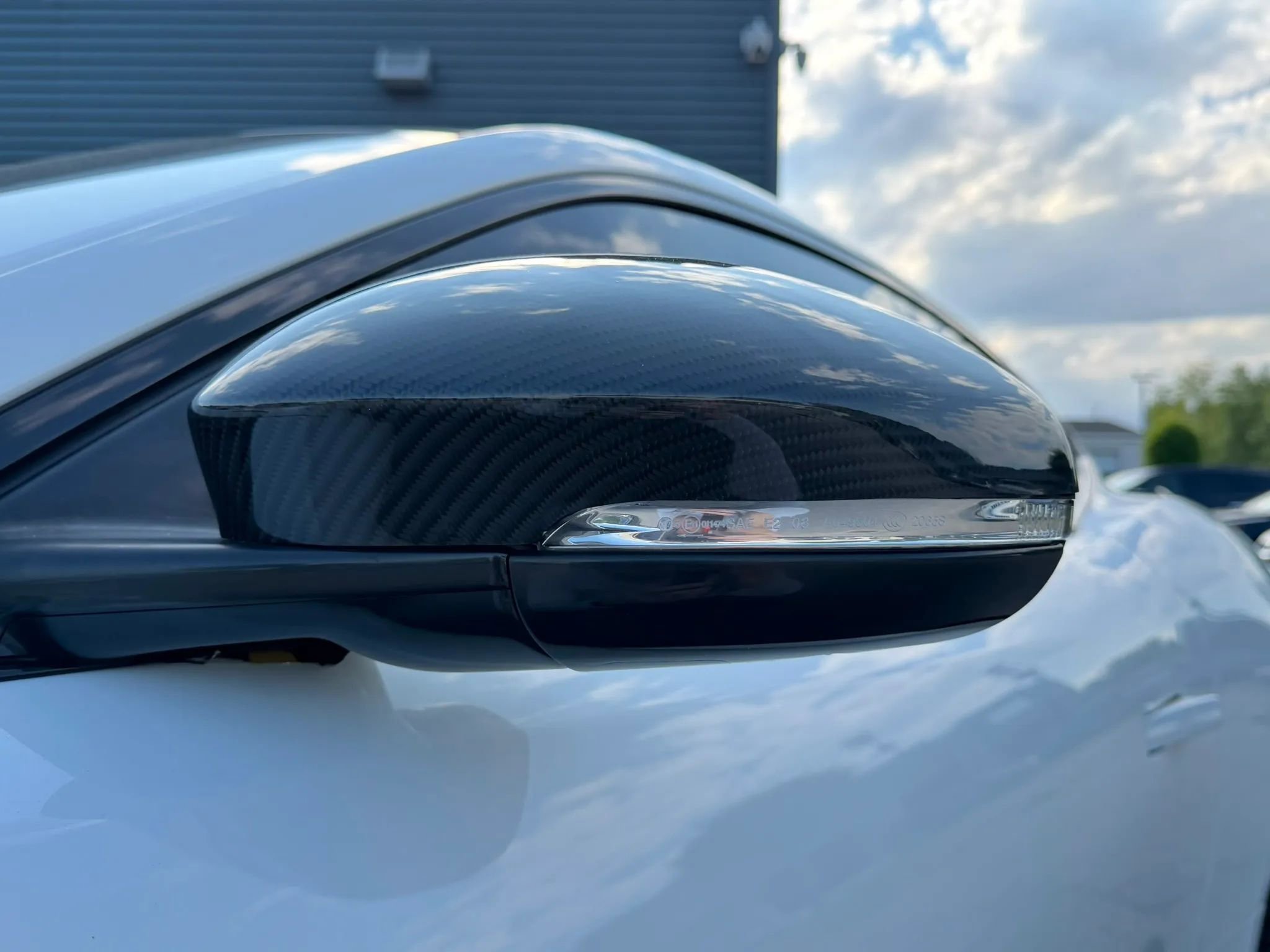 Used 2017 Jaguar F-TYPE R AWD/4WD image 21