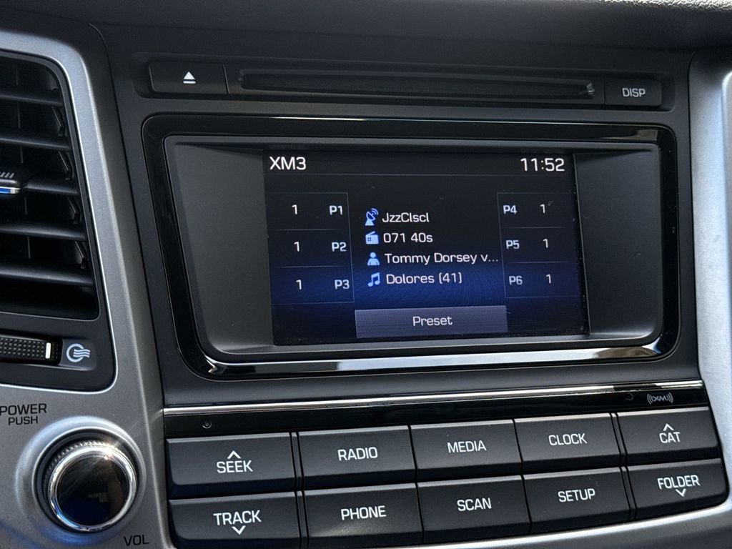 Used 2017 Hyundai Tucson Sport w/ Cargo Package AWD/4WD image 18