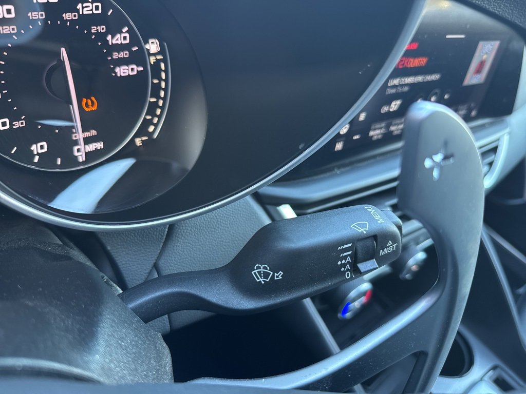 Used 2022 Alfa Romeo Giulia Veloce image 33
