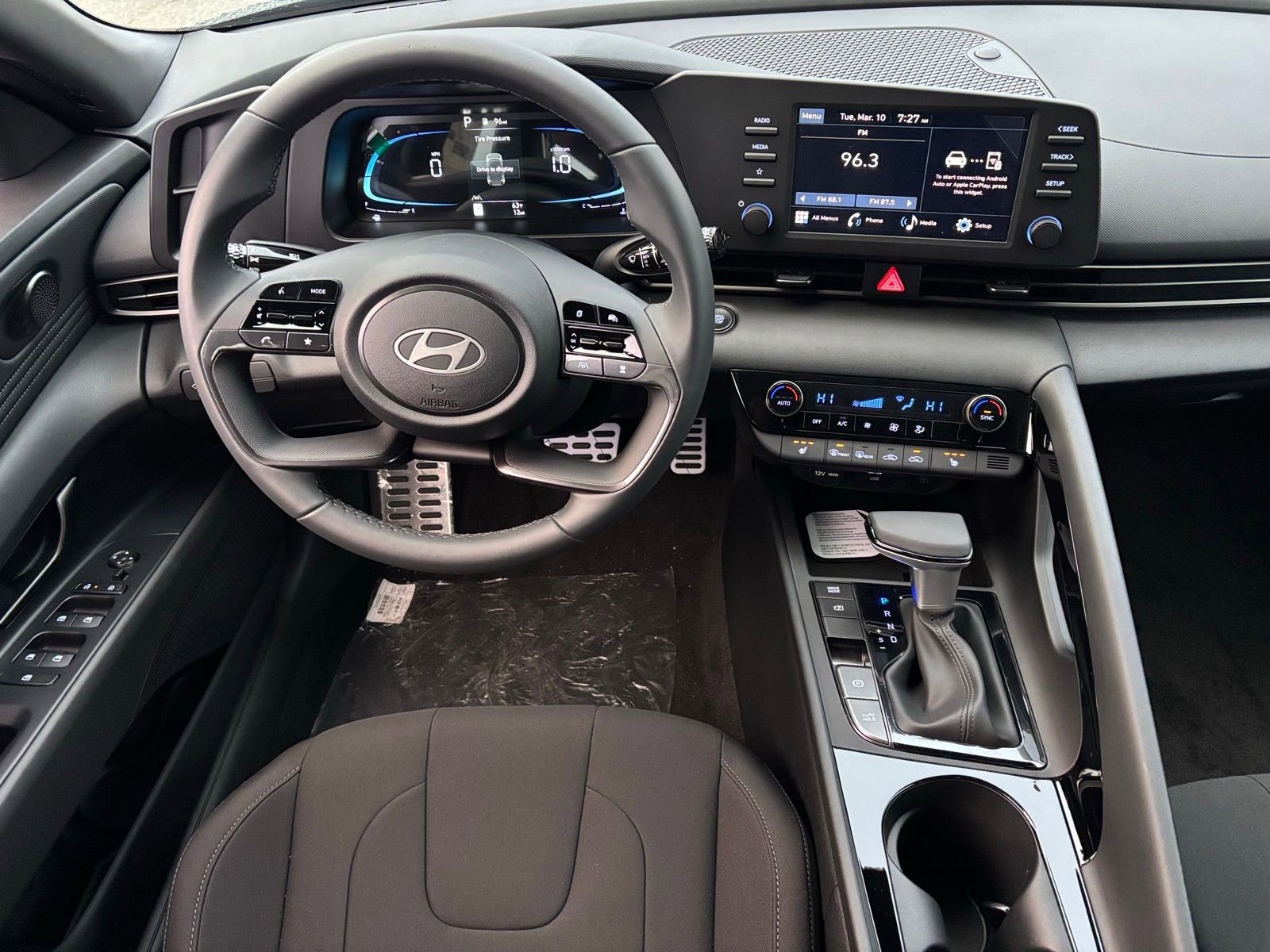 New 2026 Hyundai Elantra SEL Sport image 15