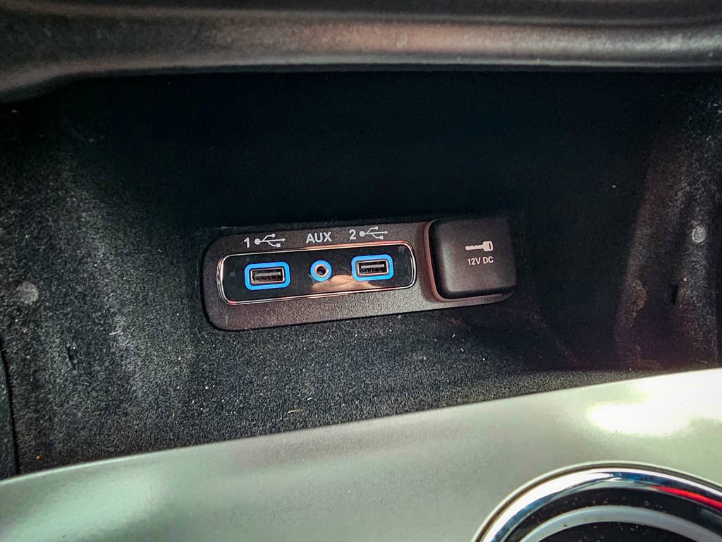 Used 2019 Jeep Grand Cherokee Limited image 28