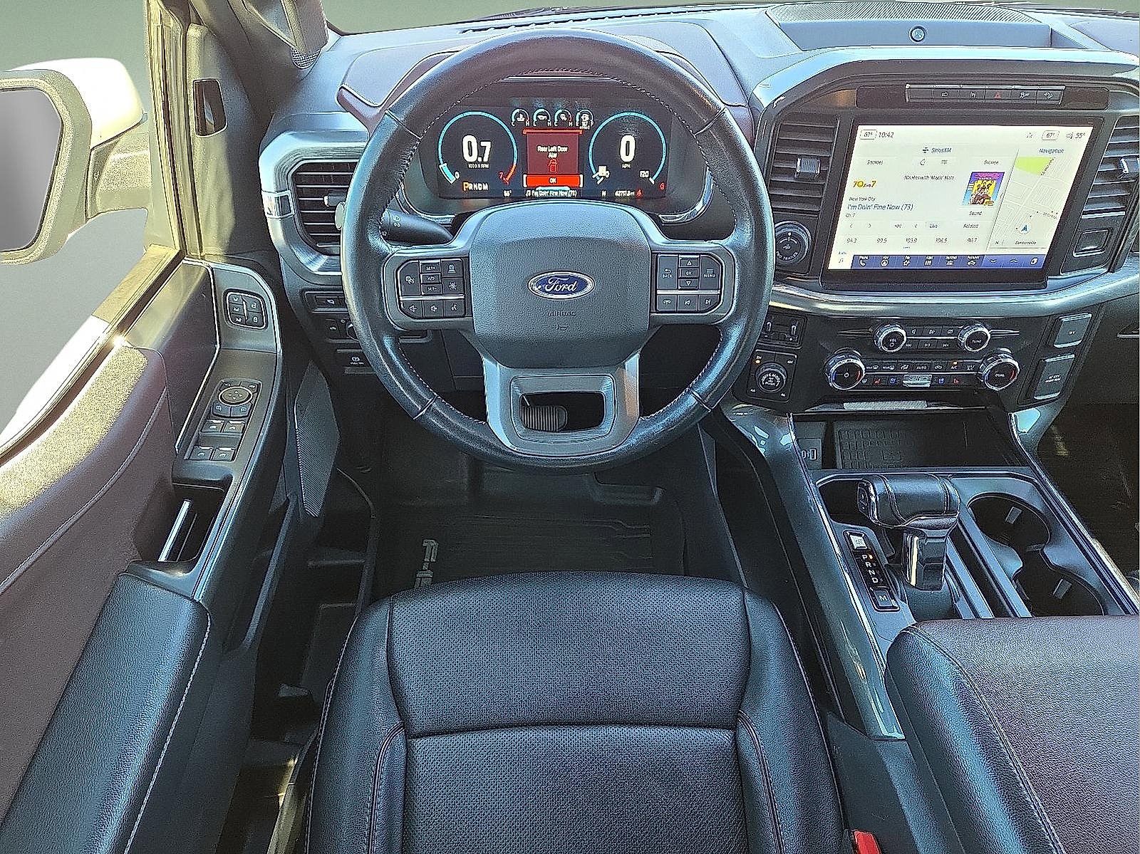 Used 2022 Ford F150 Lariat w/ Equipment Group 502A High image 11