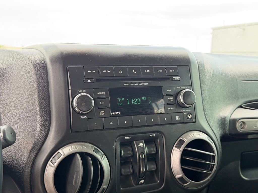 Used 2014 Jeep Wrangler Unlimited Sport w/ Quick Order Package 24S image 19