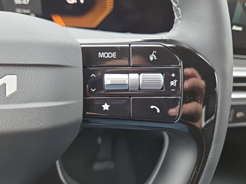 New 2026 Kia Sorento S AWD/4WD image 31