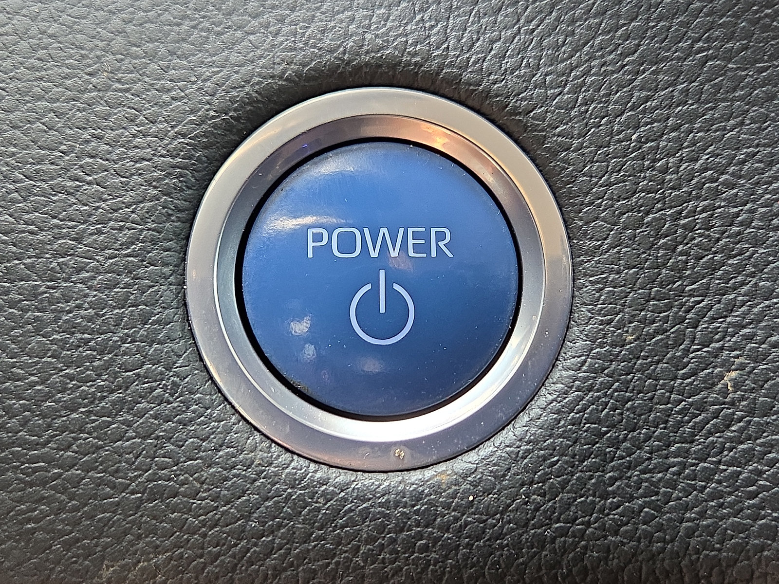 Used 2024 Toyota Tundra Limited w/ Power Package AWD/4WD image 20