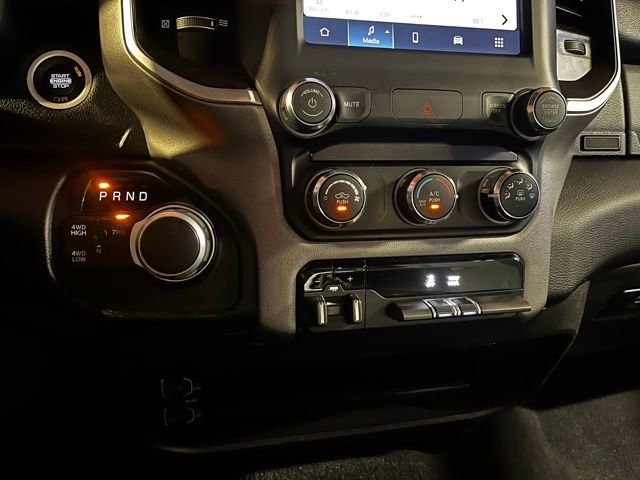 Used 2024 RAM 2500 Big Horn w/ Bed Utility Group image 24