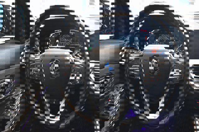 Used 2021 BMW 330i xDrive Sedan w/ Premium Package image 26