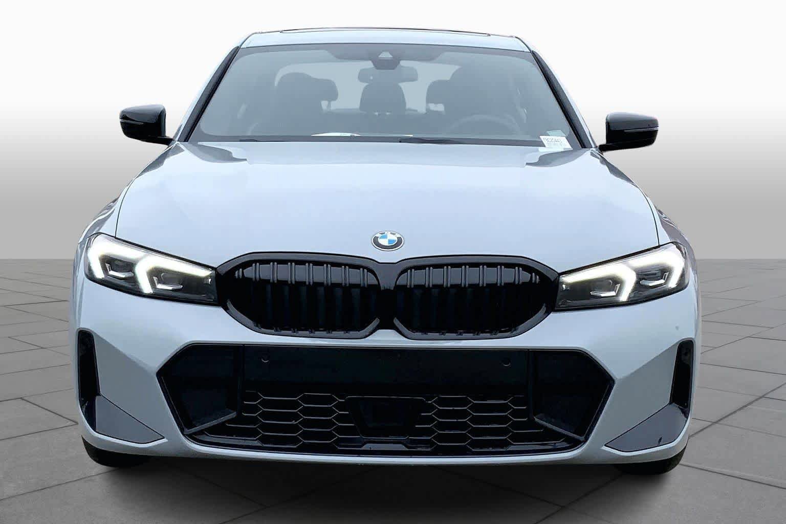 New 2026 BMW 330i xDrive Sedan w/ M Sport Package AWD/4WD image 3
