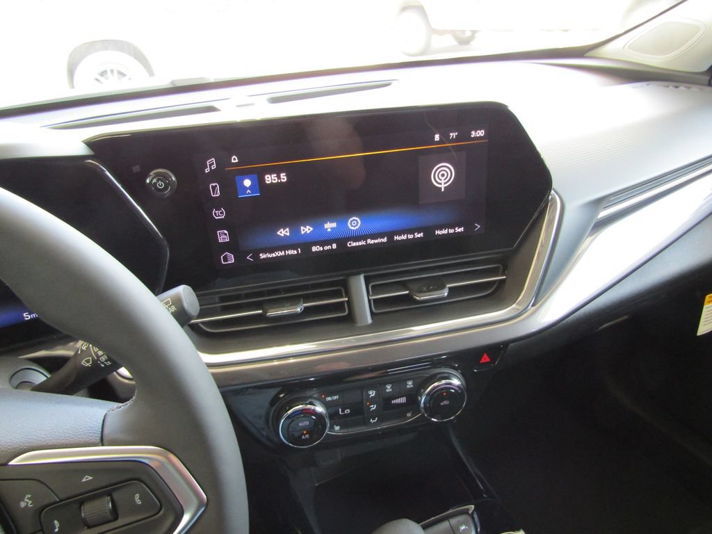 New 2026 Chevrolet Trax ACTIV w/ Driver Confidence Package FWD image 26