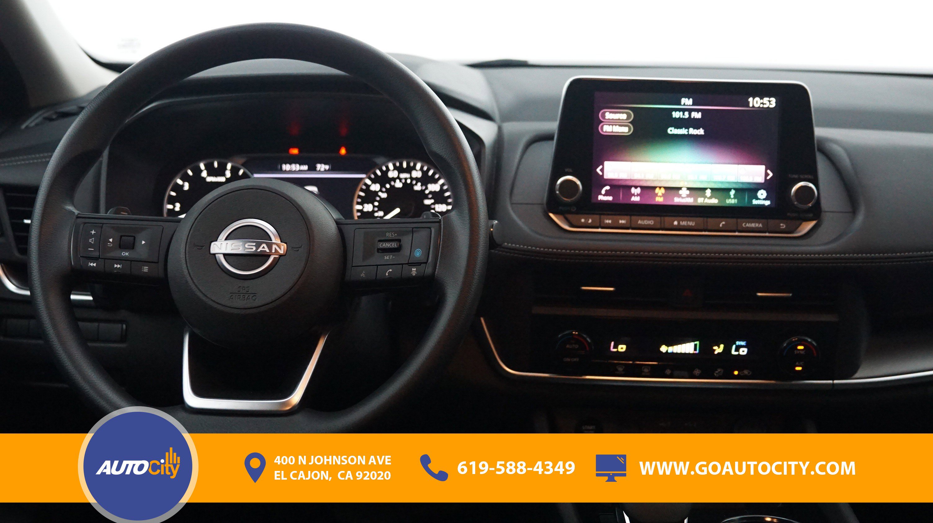 Used 2024 Nissan Rogue SV image 5