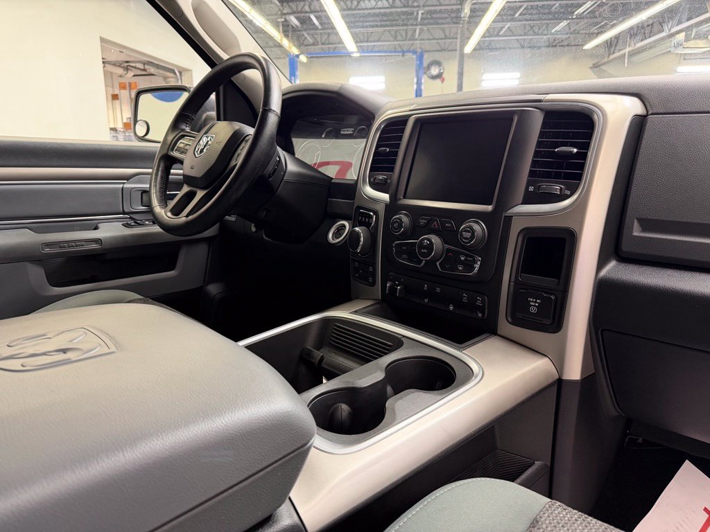 Used 2017 RAM 1500 Big Horn AWD/4WD image 11