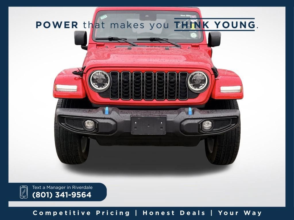 Used 2024 Jeep Wrangler Unlimited w/ LED Headlamp & Fog Lamp Group image 2