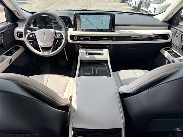 New 2025 Lincoln Aviator Reserve image 17