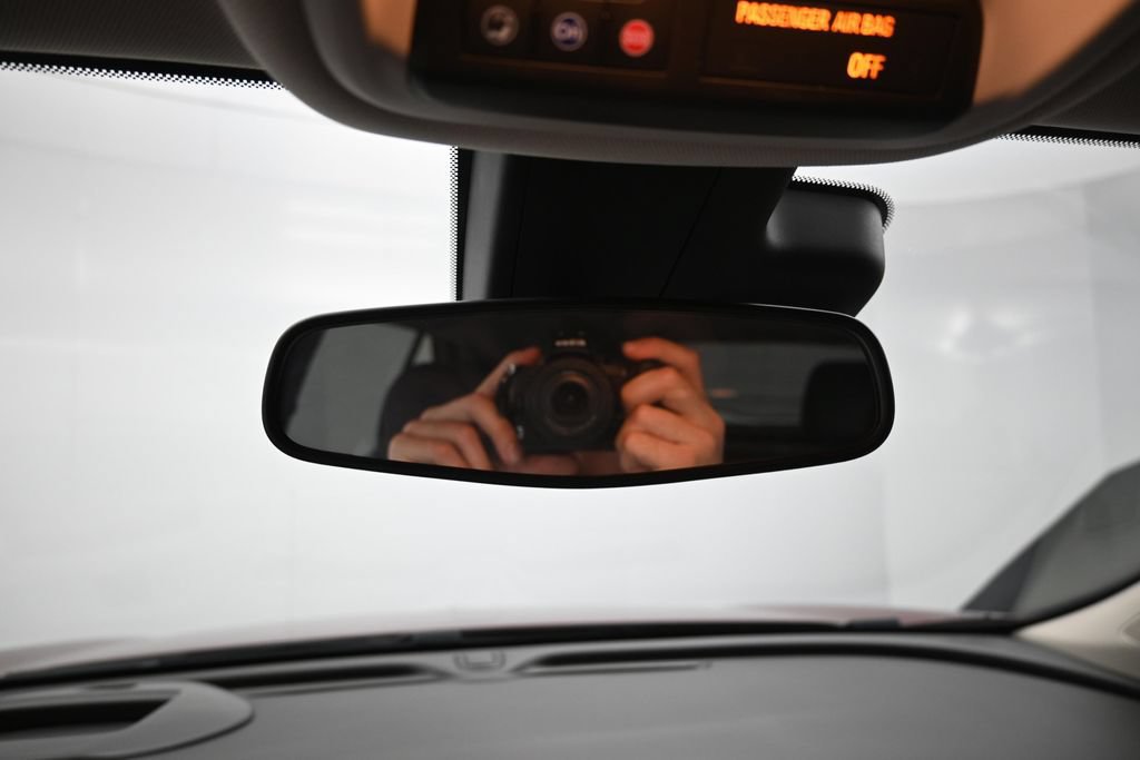 Used 2022 Buick Encore GX Select w/ Advanced Technology Package AWD/4WD image 21