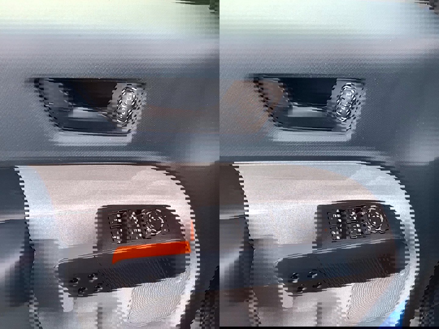 Certified 2022 Ford Maverick XLT image 11