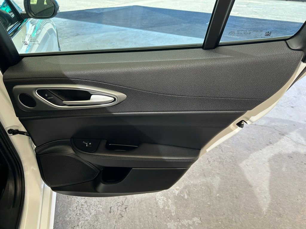 New 2025 Alfa Romeo Giulia image 16