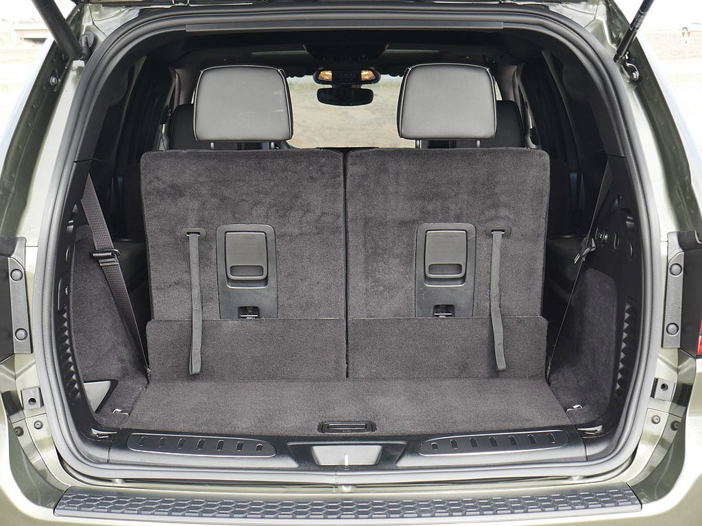 Used 2026 Dodge Durango SRT Hellcat w/ 3rd Row Seating Group AWD/4WD image 57