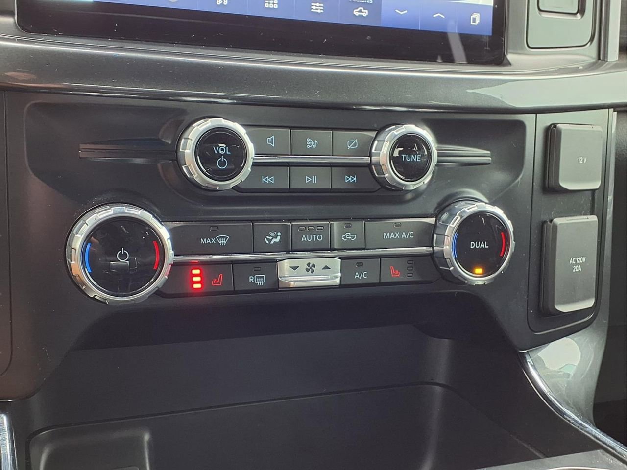 Used 2023 Ford F150 XLT w/ Equipment Group 302A High image 19