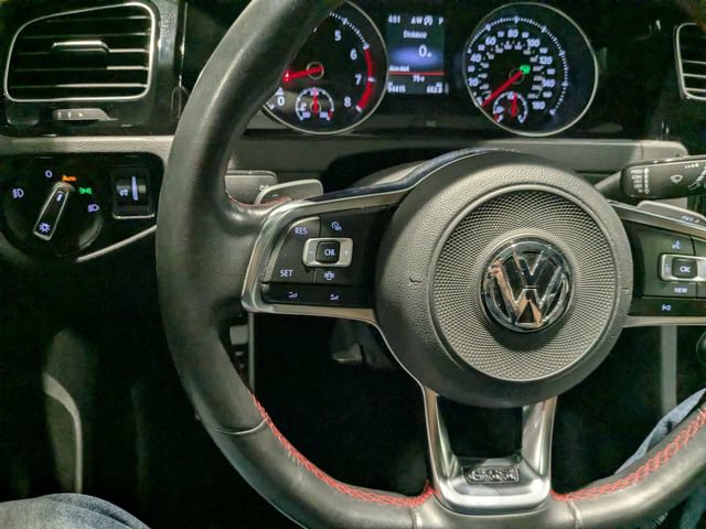 Used 2019 Volkswagen GTI SE FWD image 27