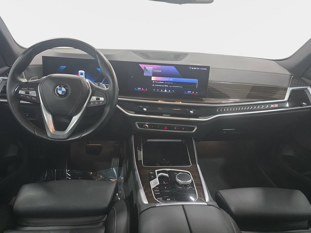 Certified 2025 BMW X5 sDrive40i w/ Parking Assistance Package RWD image 9