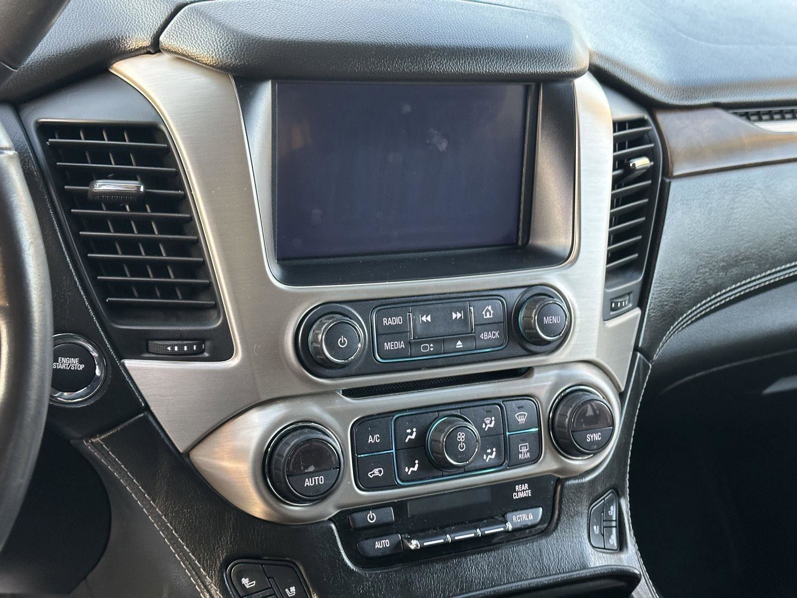 Used 2018 GMC Yukon Denali w/ Enhanced Security Package image 11