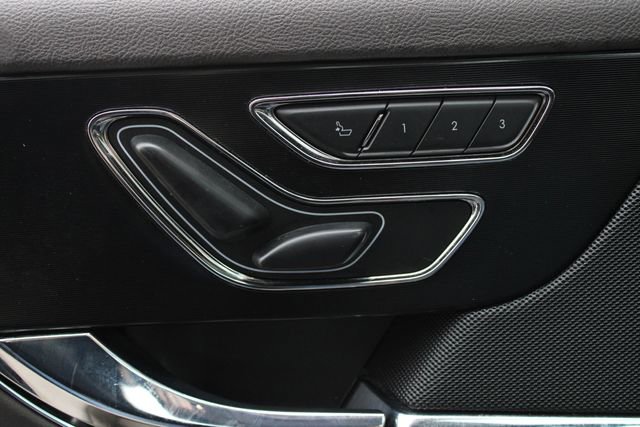 Used 2020 Lincoln Corsair Reserve w/ Equipment Group 201A image 3