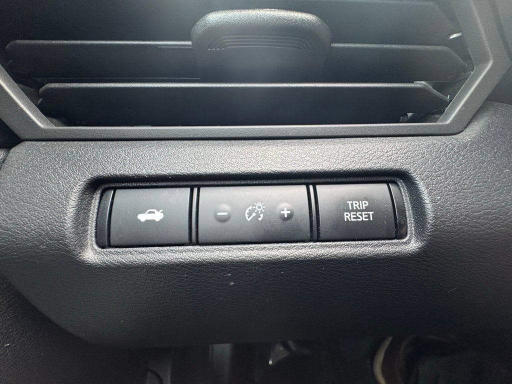 Used 2020 Nissan Altima 2.5 SR FWD image 19