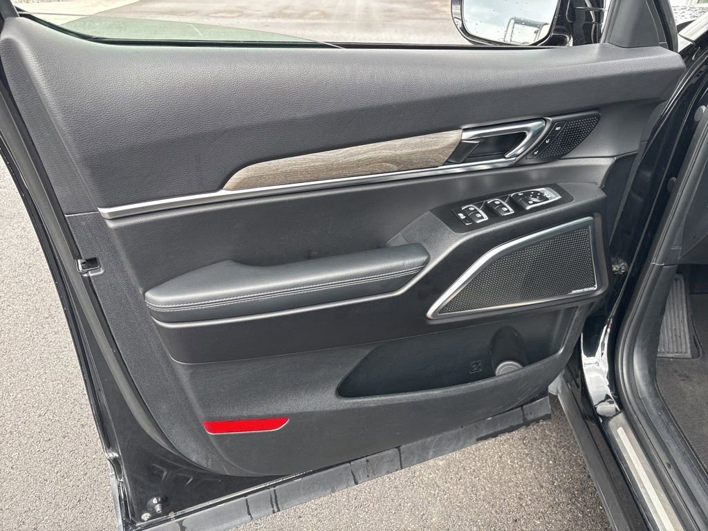 Certified 2022 Kia Telluride SX w/ SX Prestige Package image 6