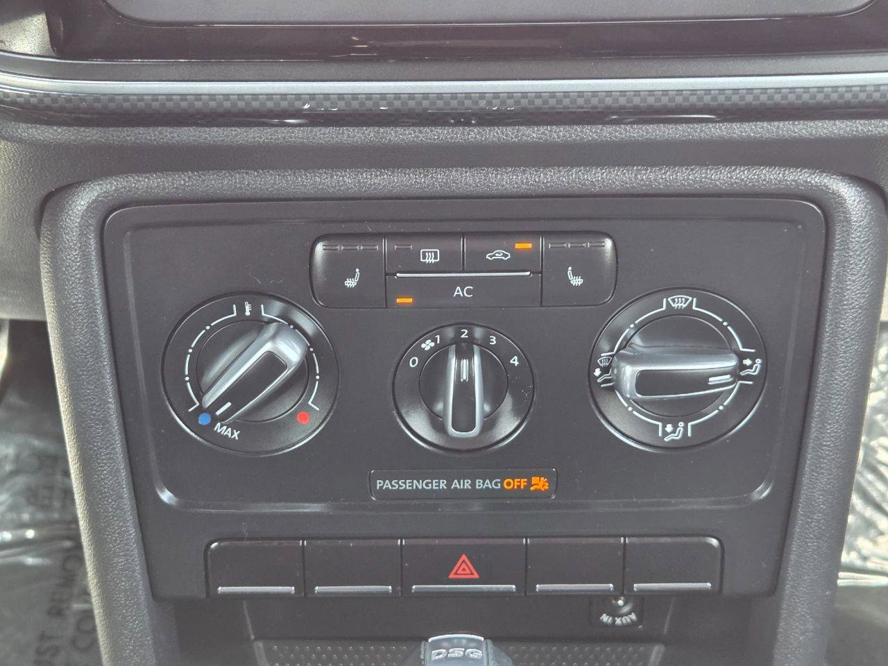 Used 2012 Volkswagen Beetle 2.0T image 16