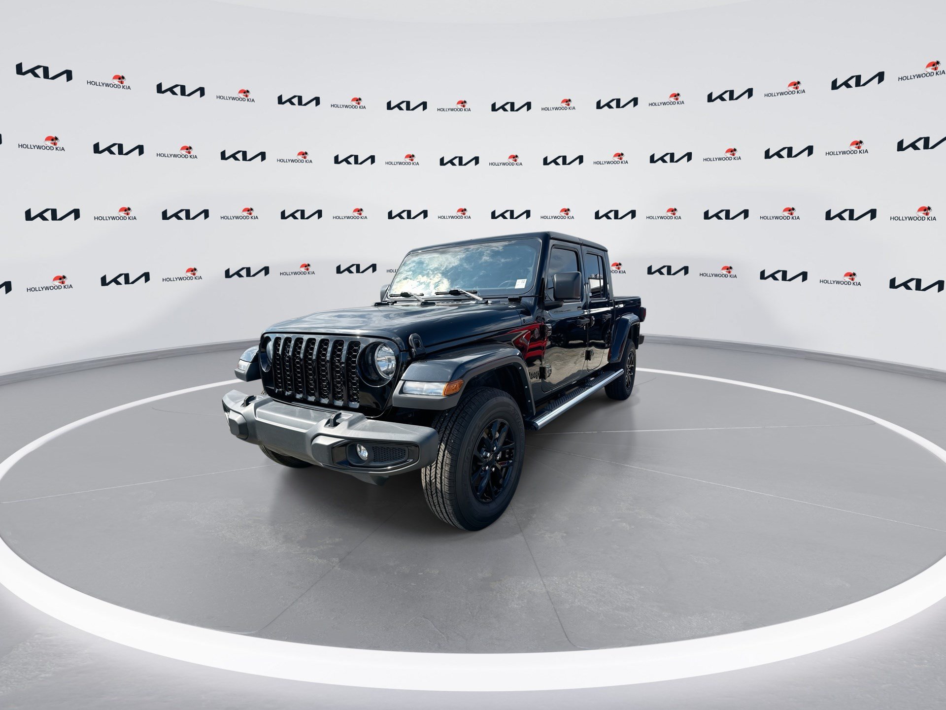 Used 2022 Jeep Gladiator Sport AWD/4WD image 4