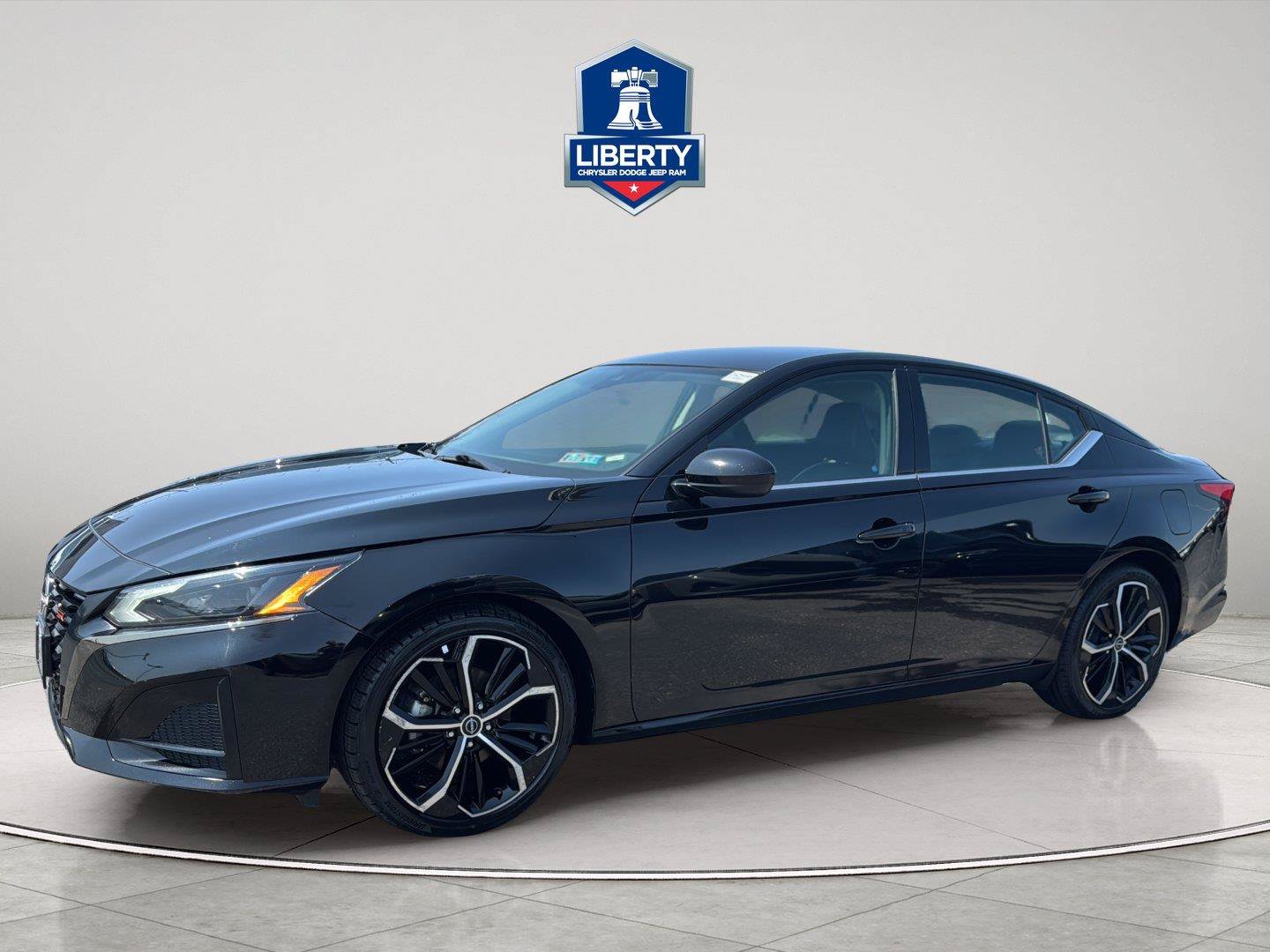 Used 2024 Nissan Altima 2.5 SR