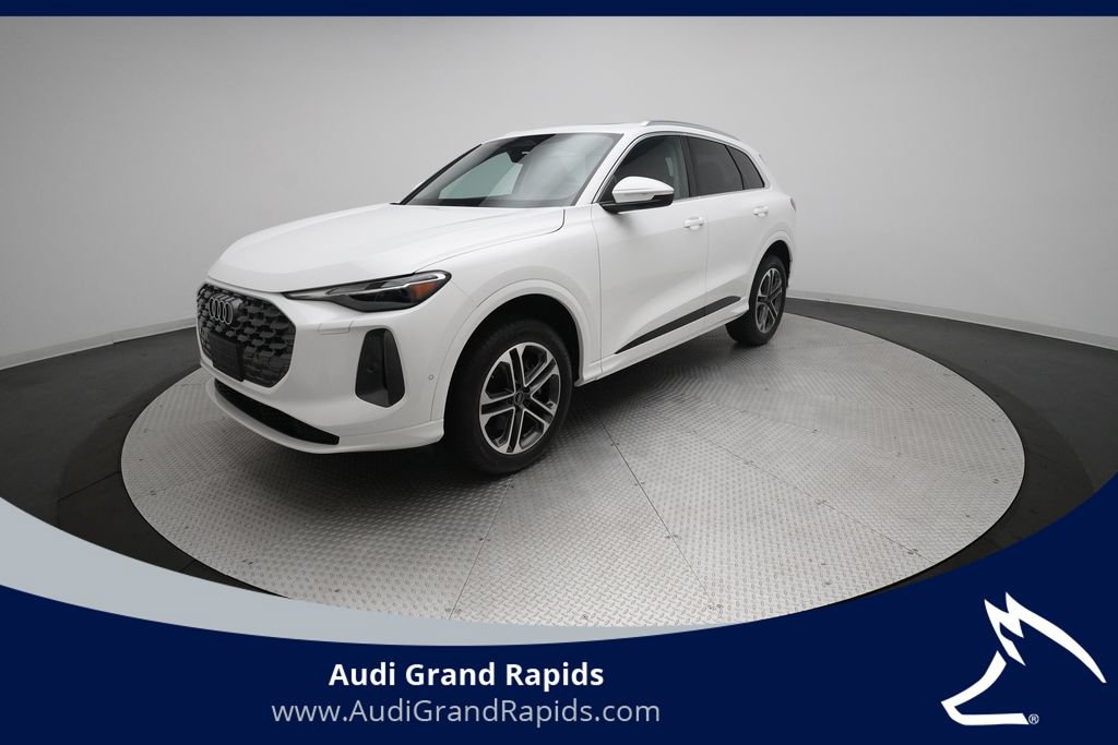 Certified 2025 Audi Q5 Premium w/ Convenience Package AWD/4WD image 1