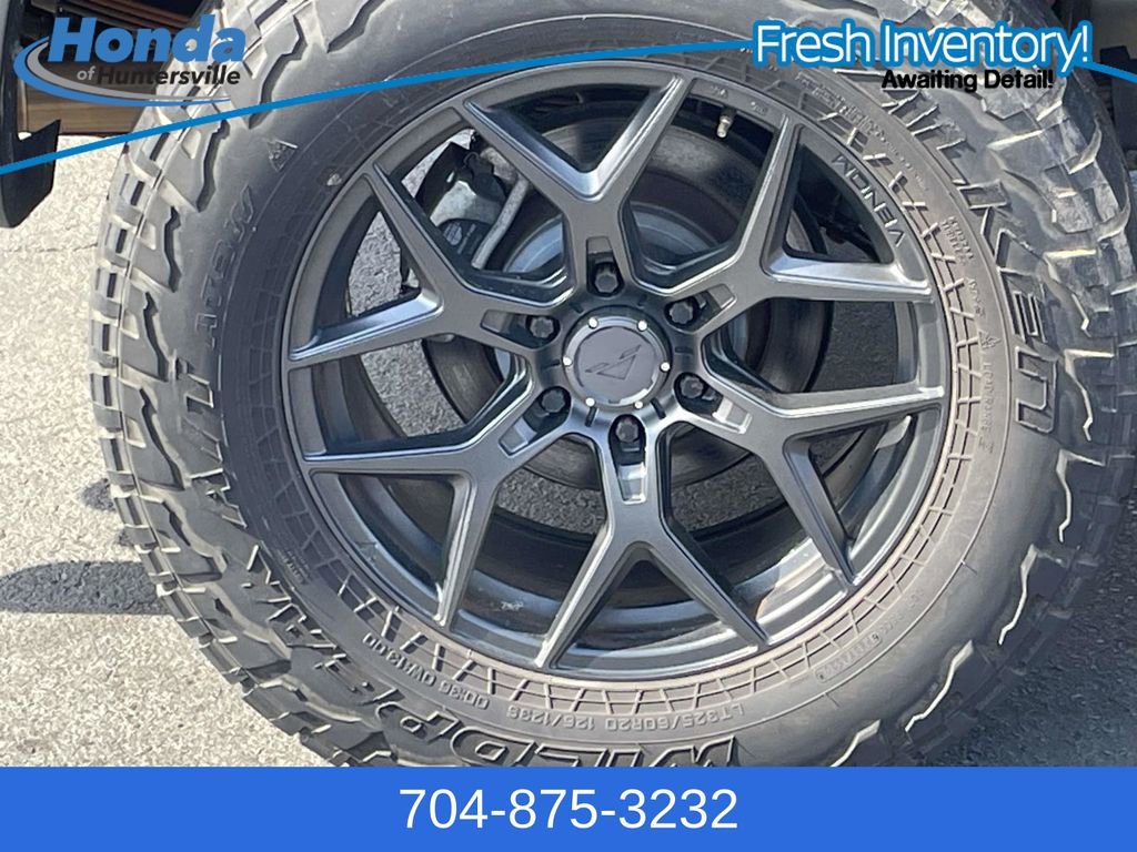 Used 2018 Ford F150 Raptor w/ Equipment Group 801A Mid AWD/4WD image 11