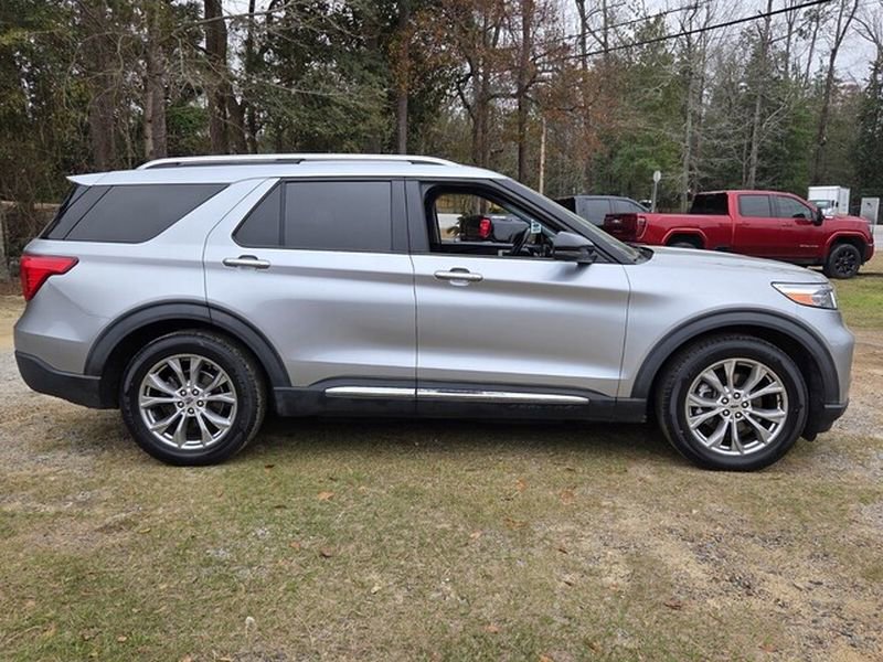 Used 2021 Ford Explorer Limited w/ Equipment Group 301A image 15