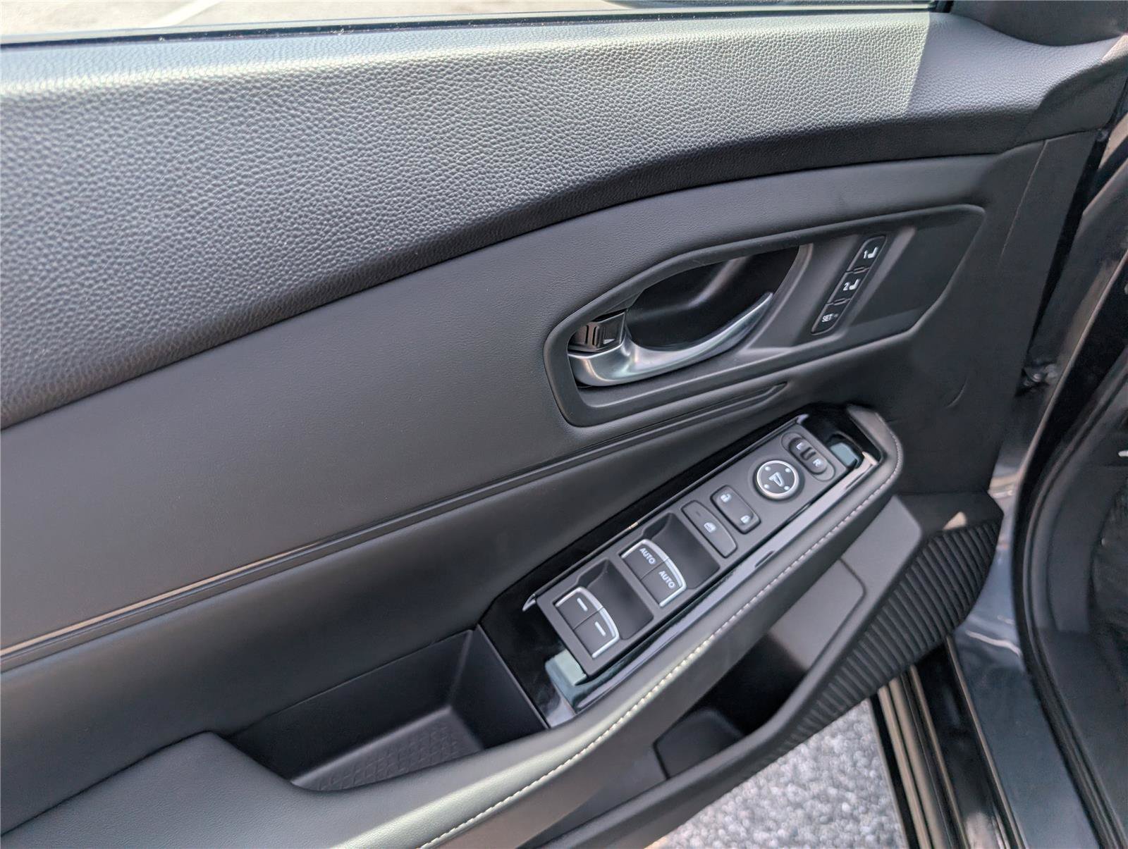 Used 2024 Honda Accord Touring image 20