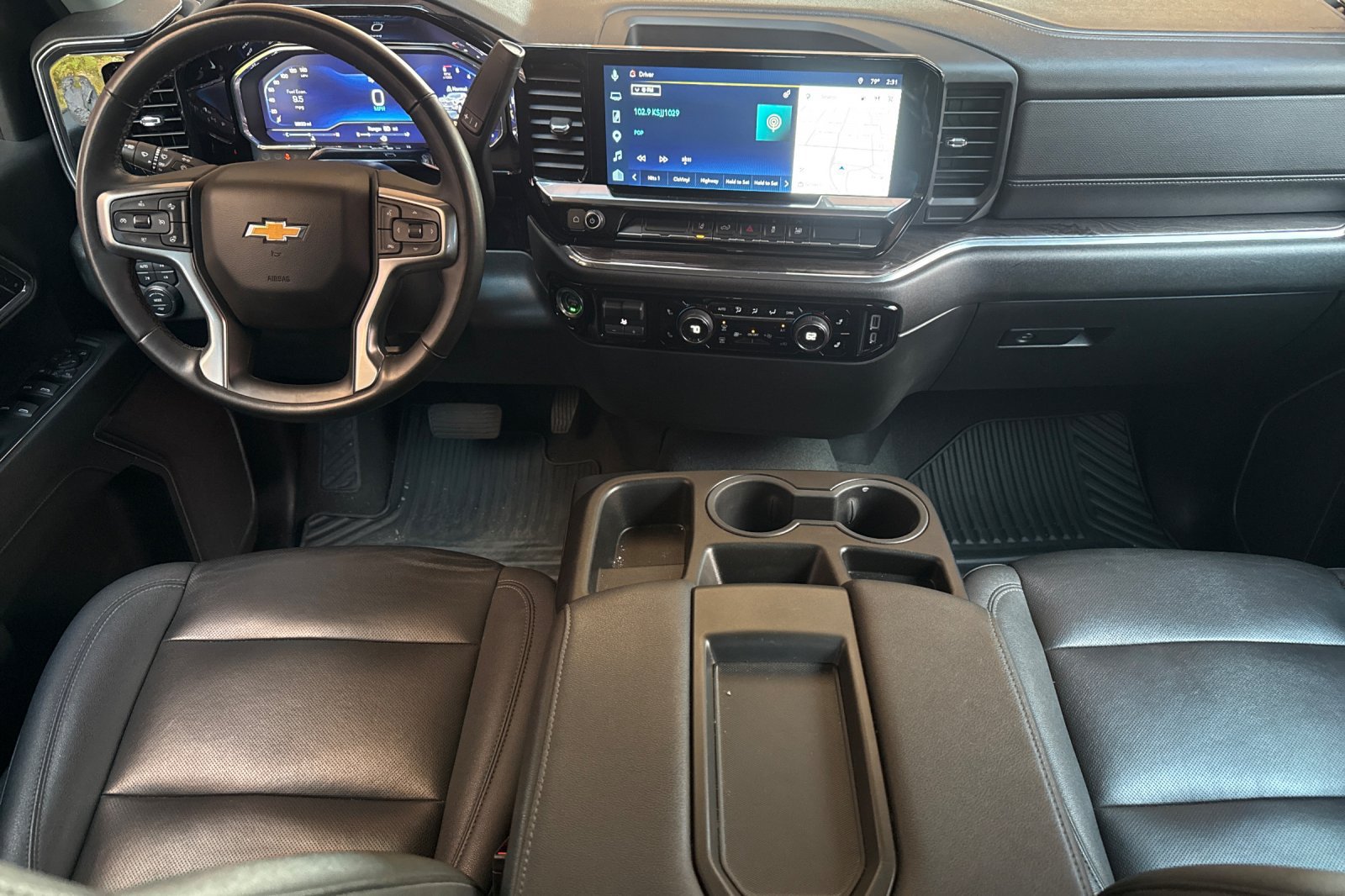 Used 2024 Chevrolet Silverado 2500 LTZ AWD/4WD image 13