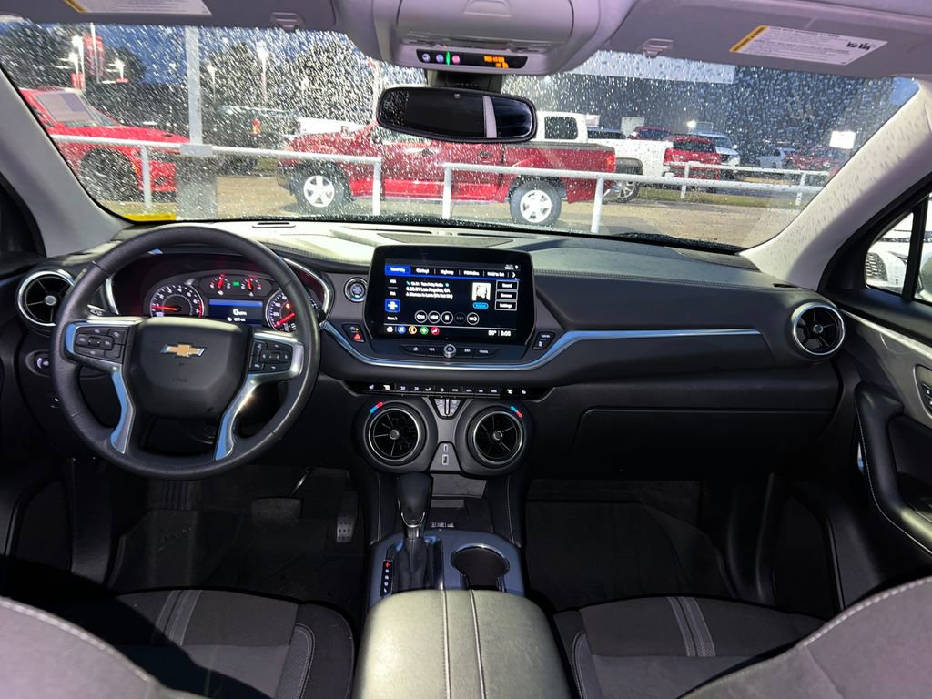 Certified 2024 Chevrolet Blazer LT w/ Convenience Package image 17