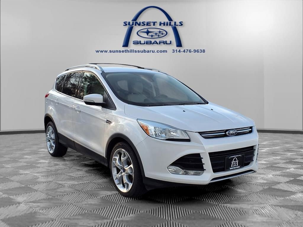Used 2016 Ford Escape Titanium image 1