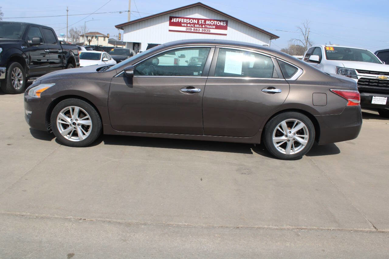Used 2015 Nissan Altima 2.5 SL w/ Moonroof Package