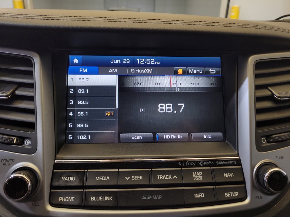 Used 2017 Hyundai Tucson SE Plus w/ Cargo Package AWD/4WD image 25
